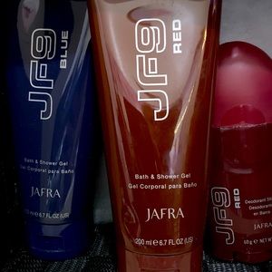 Bath and shower gel, deodorant.